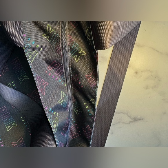 NEW WITH TAGS Victoria’s Secret PINK Logo Black Tote Bag - Picture 4 of 6